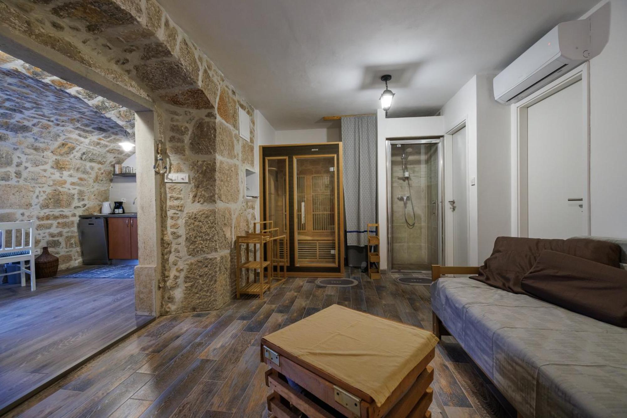 Apartment Kantina